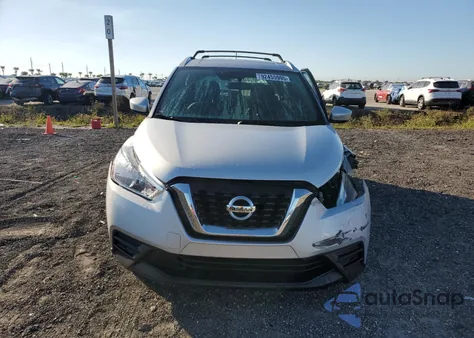2019 Nissan Kicks S from USA, damaged, VIN 3N1CP5CU0KL513648